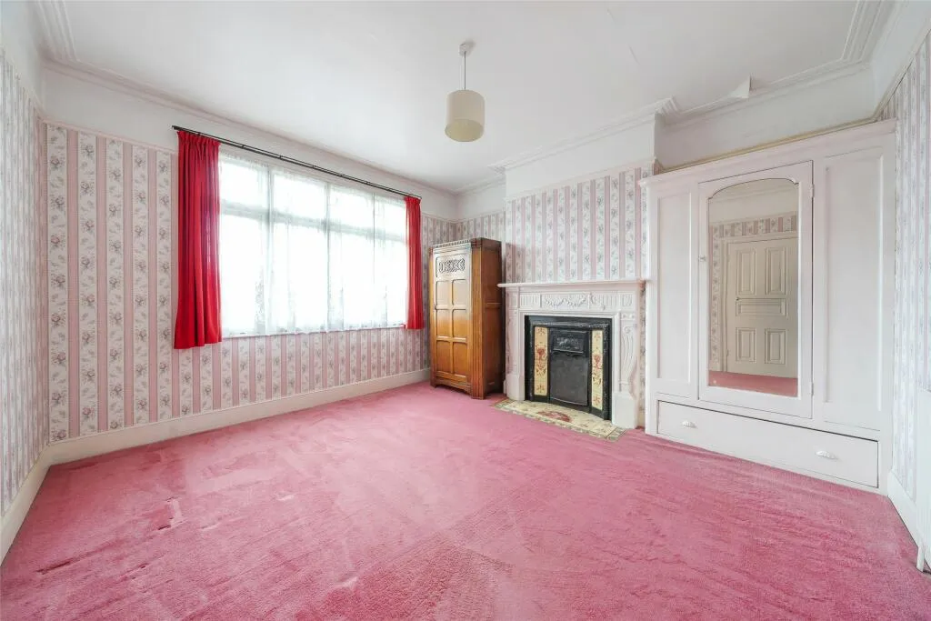 3 bed Terraced