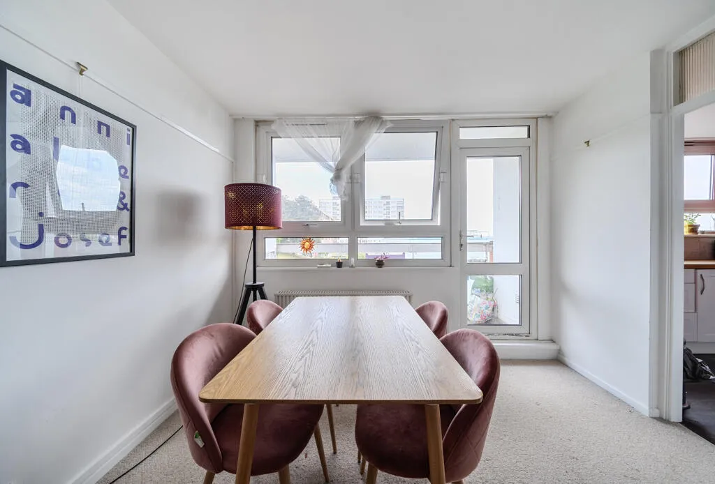 2 bed Apartment