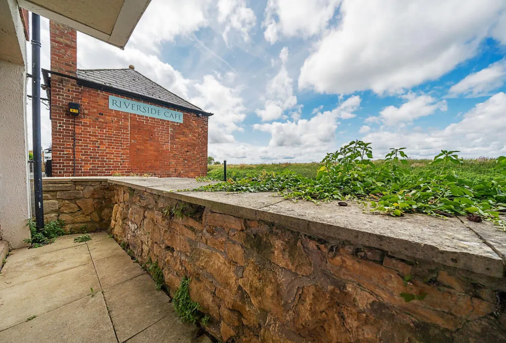 1 bed Ground Flat
