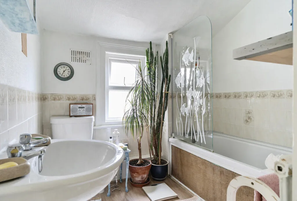 3 bed Terraced