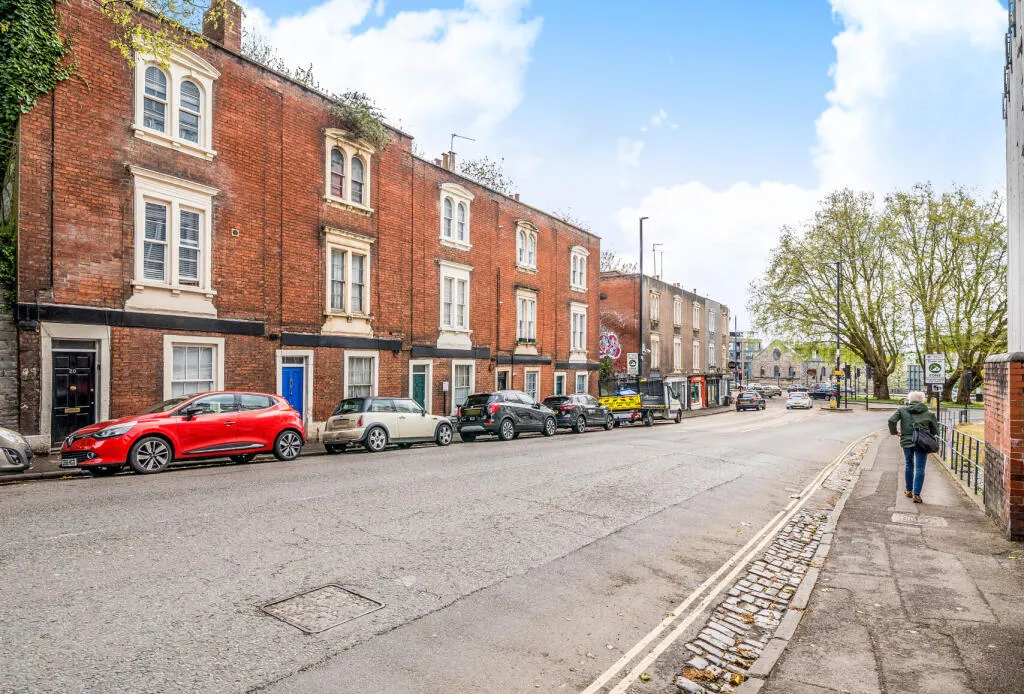 3 bed Town House