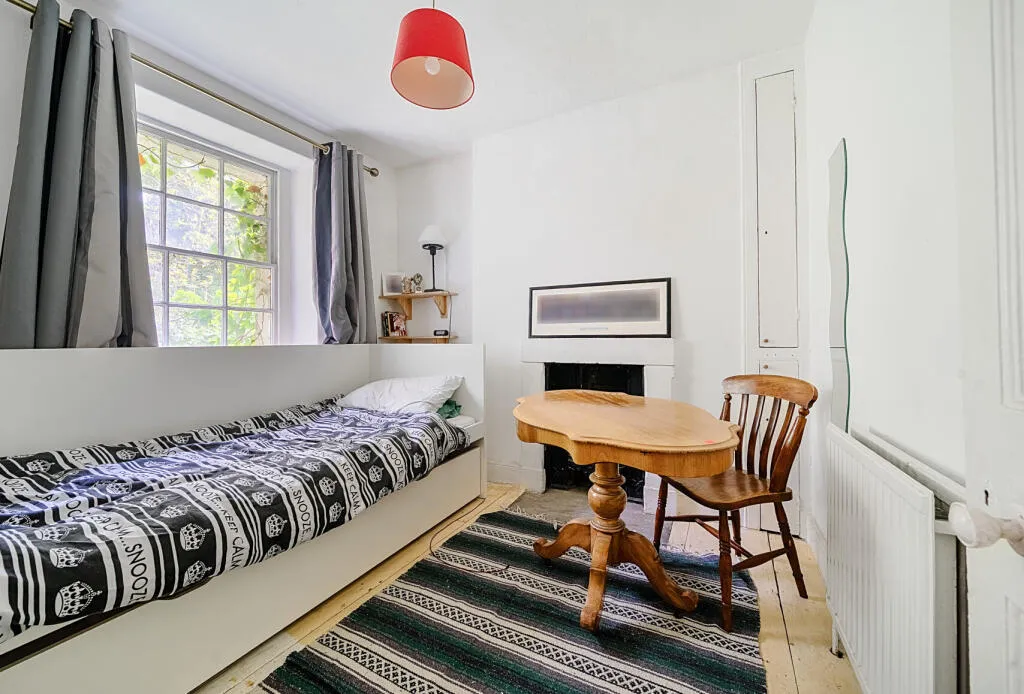 3 bed Town House