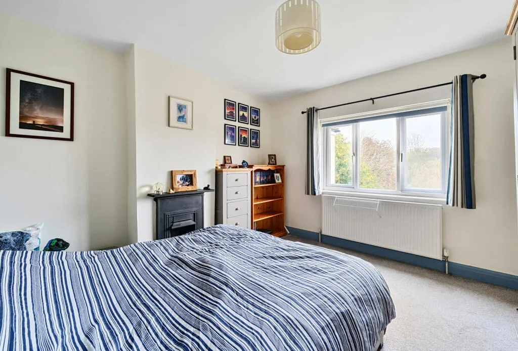 2 bed Semi-Detached