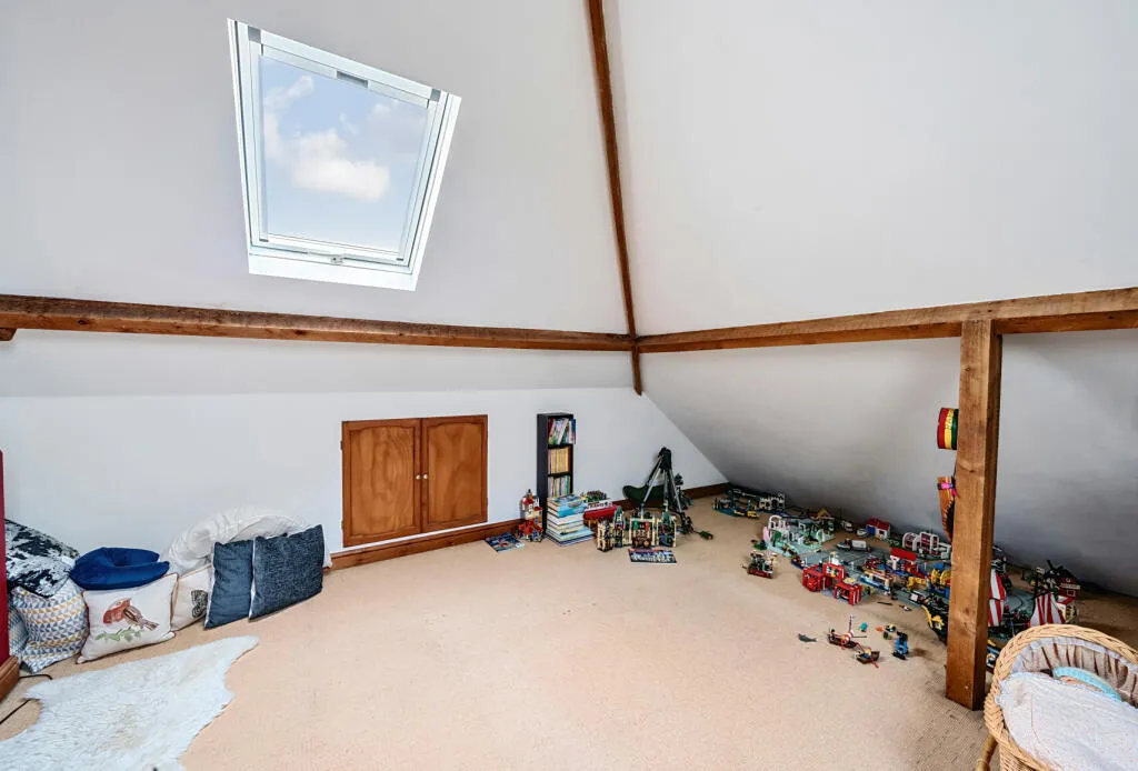 2 bed Semi-Detached