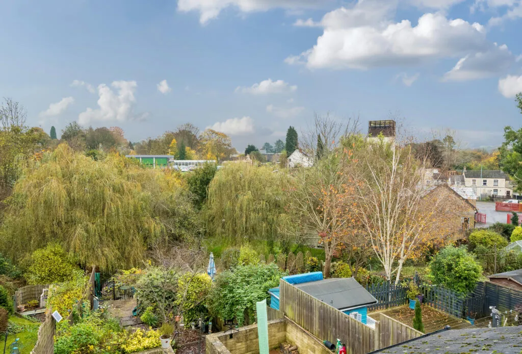 2 bed Semi-Detached