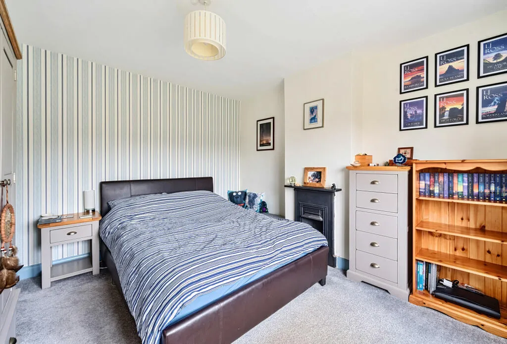 2 bed Semi-Detached