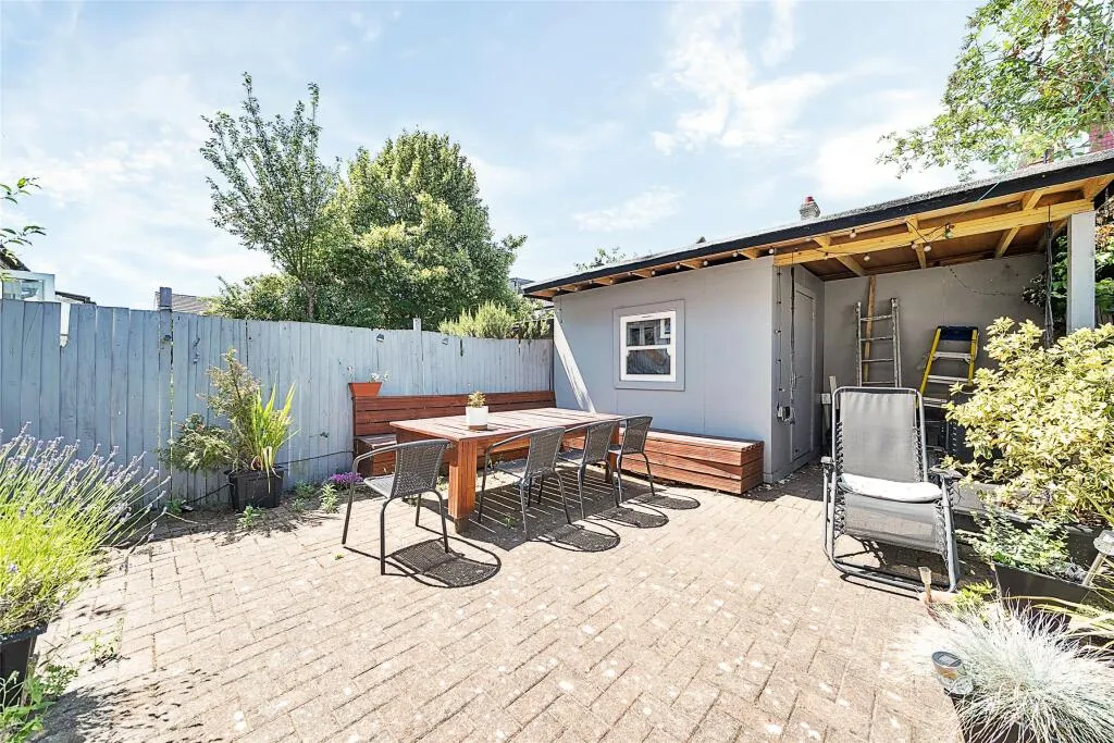3 bed Terraced