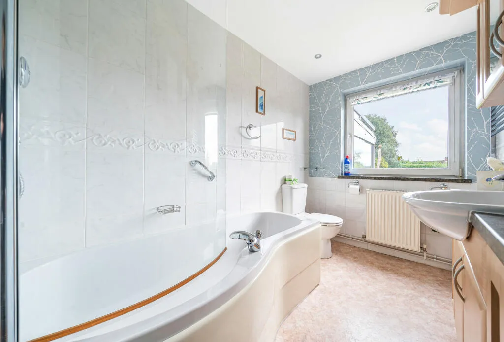 3 bed Bungalow
