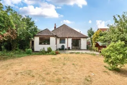 2 bed Detached Bungalow