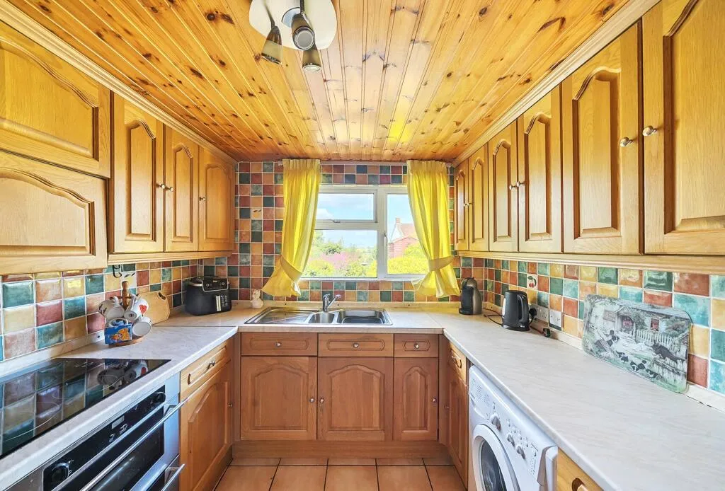 3 bed Semi-Detached
