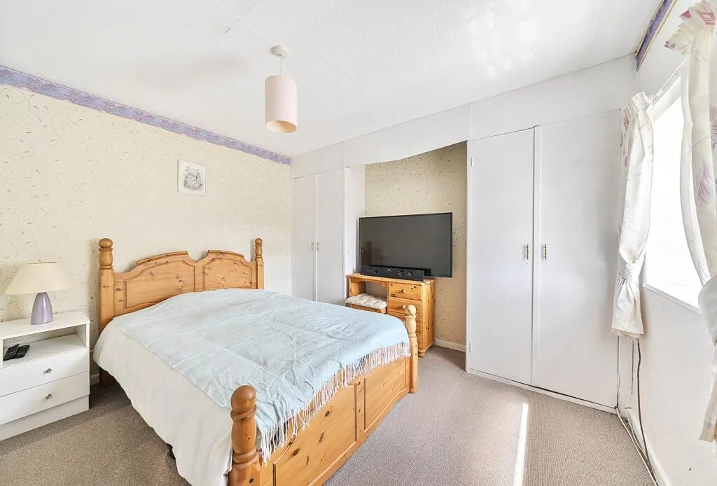 3 bed Semi-Detached