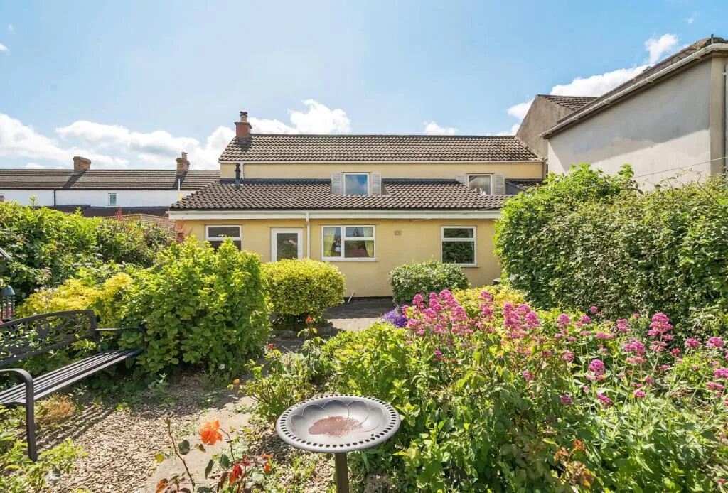 3 bed Semi-Detached