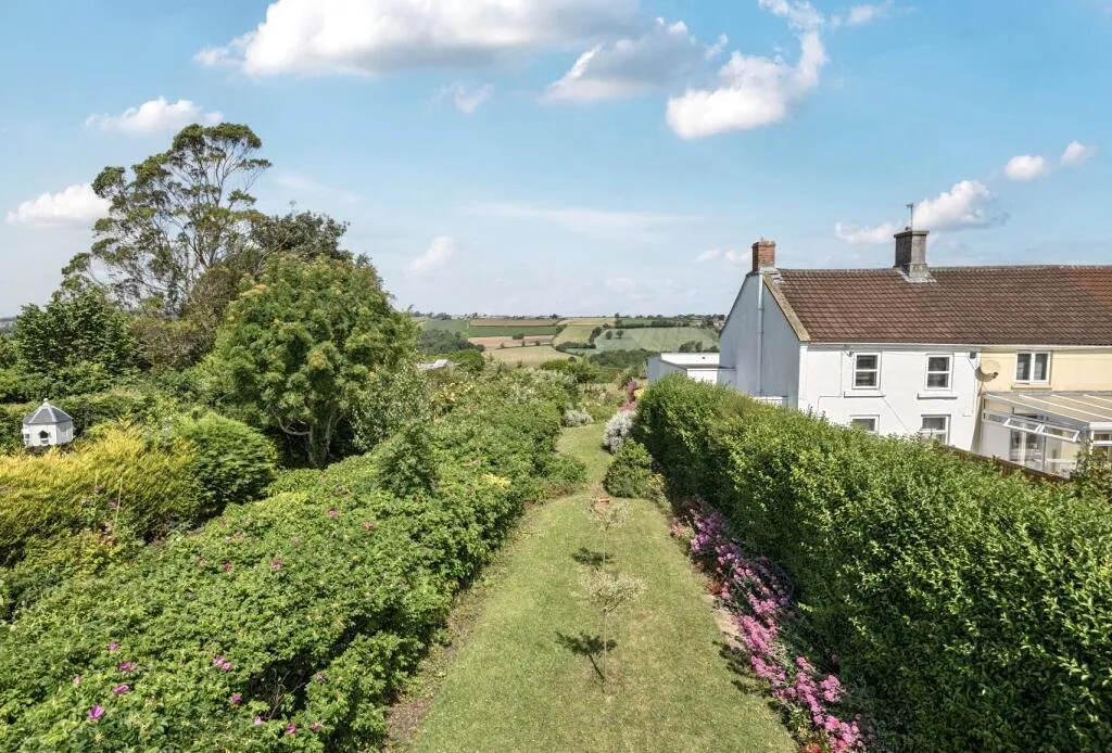 3 bed Semi-Detached
