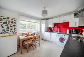 3 bed Maisonette