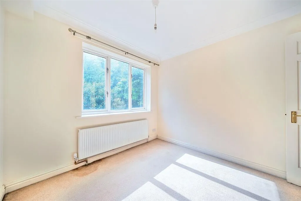 3 bed Maisonette