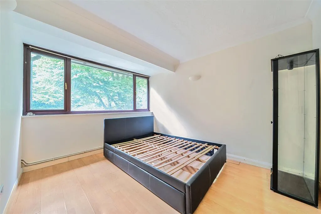 3 bed Maisonette