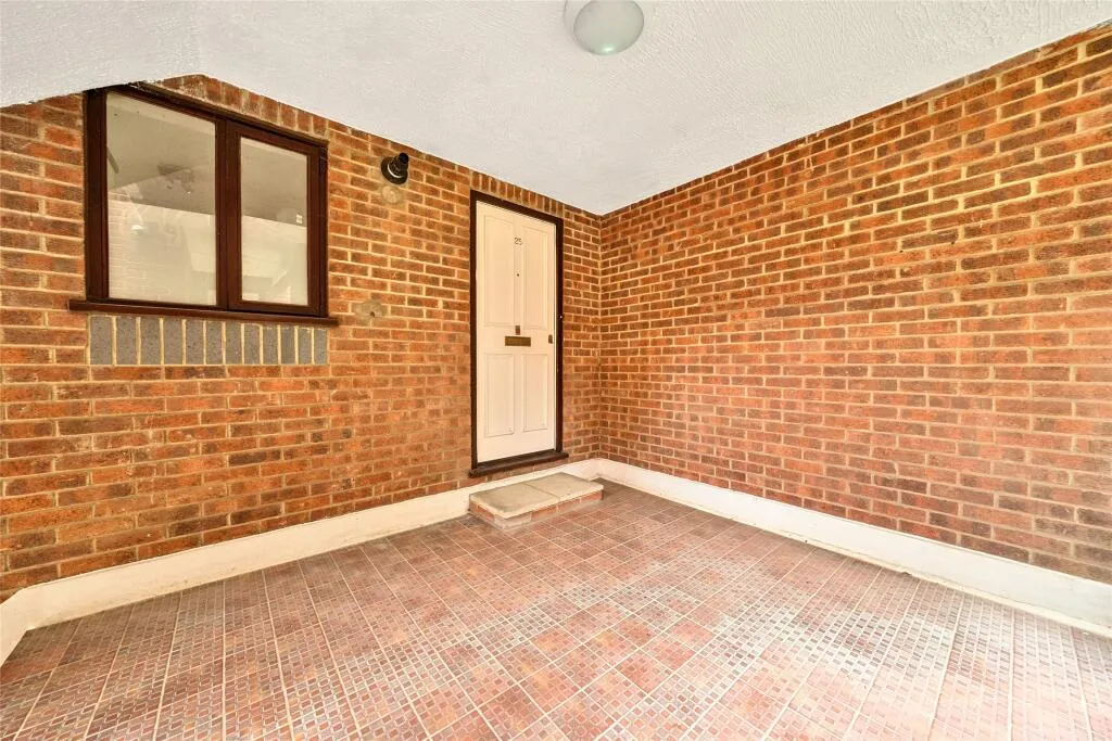 3 bed Maisonette