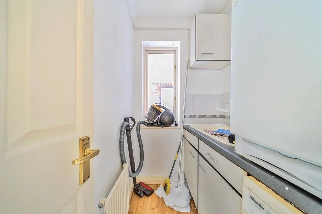 3 bed Maisonette