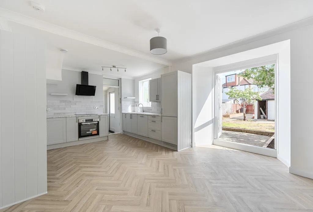 3 bed Semi-Detached