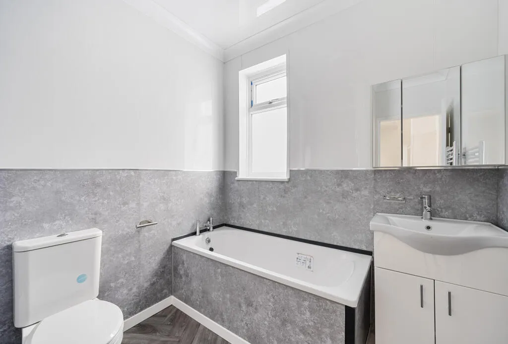 3 bed Semi-Detached
