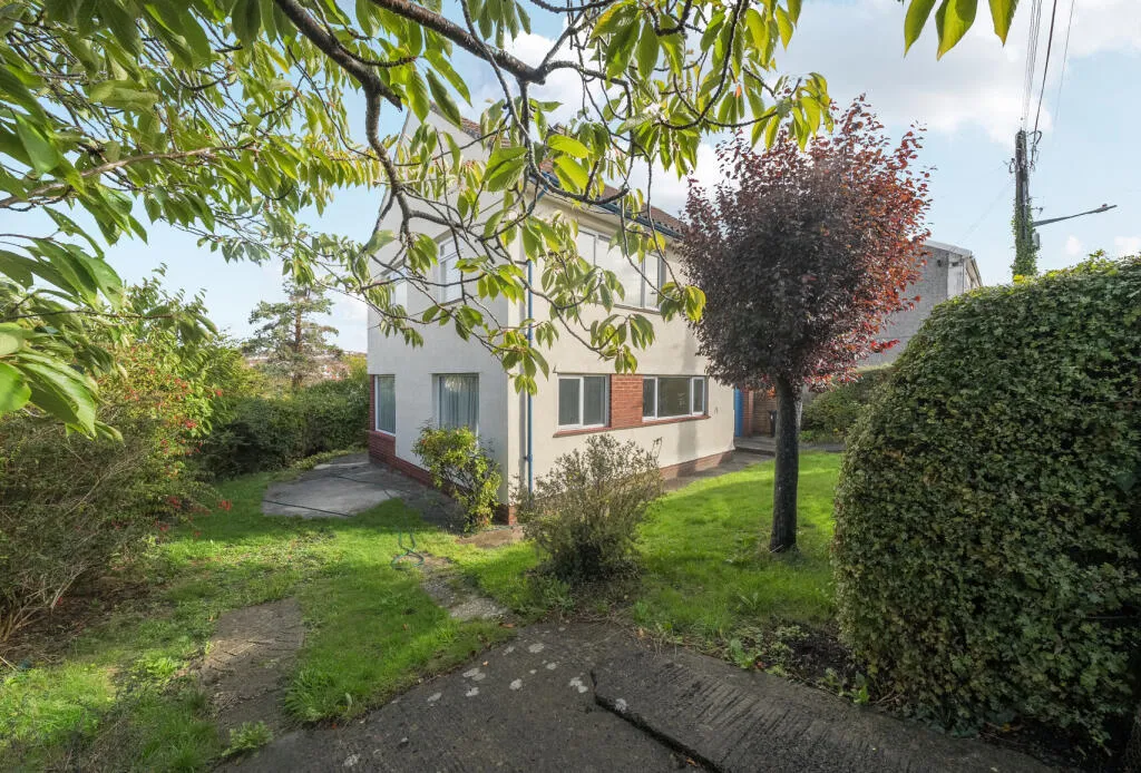 4 bed Detached