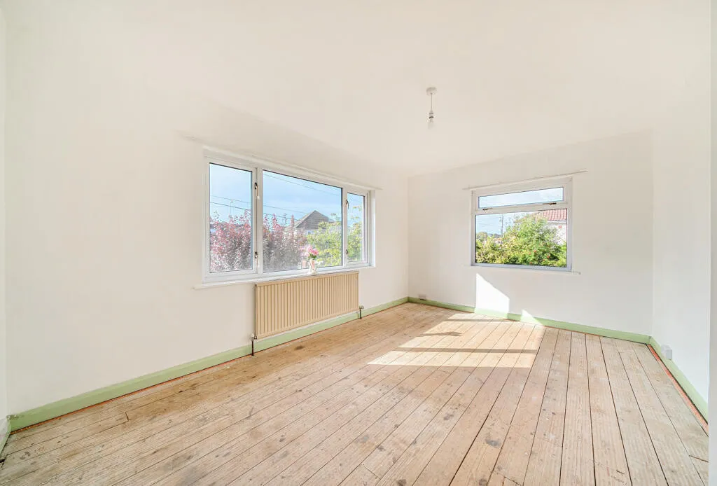 4 bed Detached