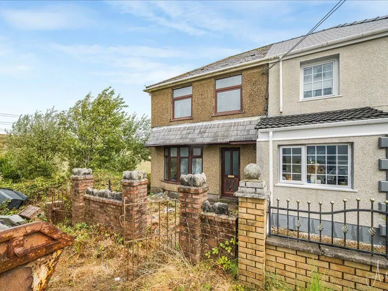 Dulais Gardens, Seven Sisters, Neath, West Glamorgan, SA10 9DA - Online Auctions