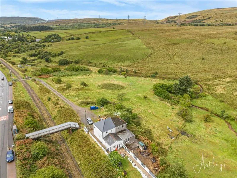 Dulais Gardens, Seven Sisters, Neath, West Glamorgan, SA10 9DA - Online Auctions