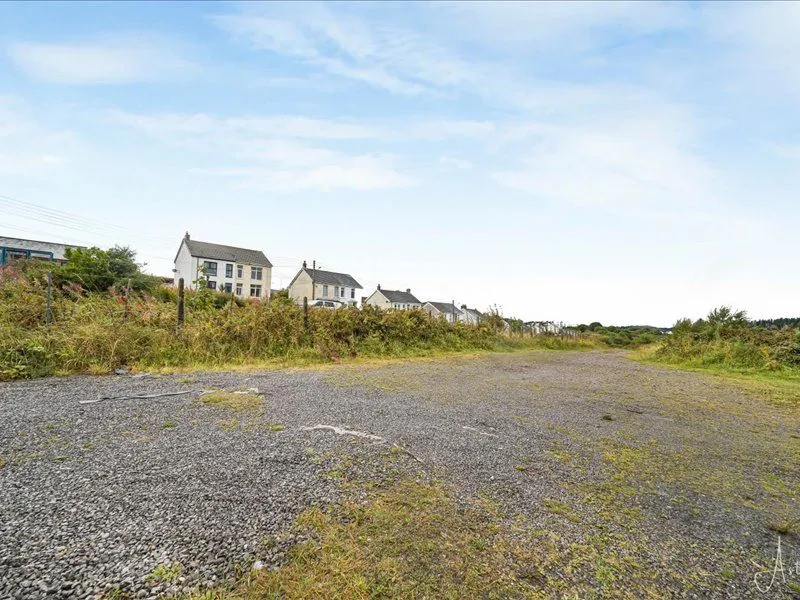 Dulais Gardens, Seven Sisters, Neath, West Glamorgan, SA10 9DA - Online Auctions