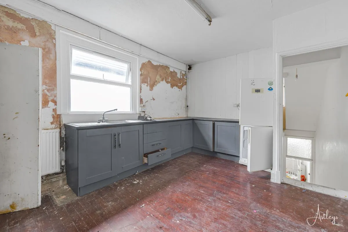 Oaklands Terrace, Mount Pleasant, Abertawe, Swansea, SA1 6JJ - Online Auctions