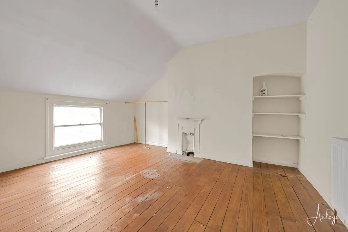 Oaklands Terrace, Mount Pleasant, Abertawe, Swansea, SA1 6JJ - Online Auctions