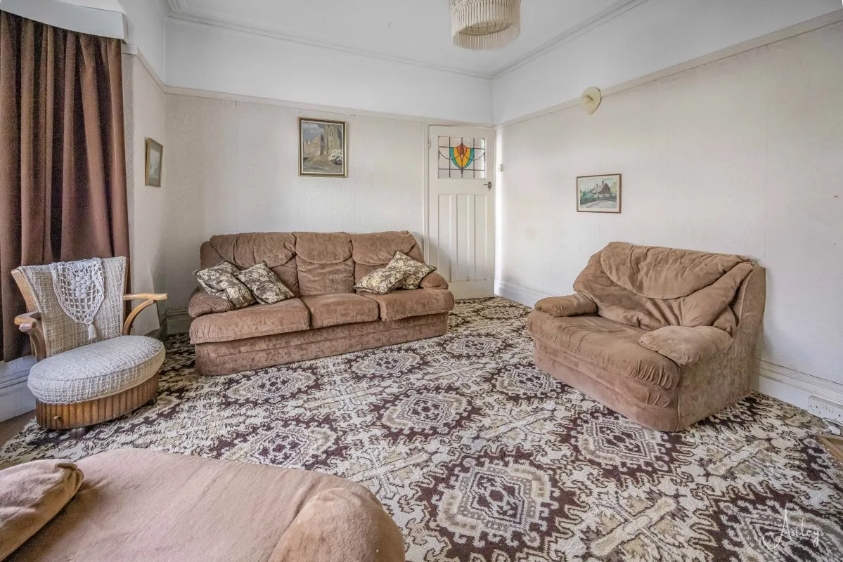 Castle Avenue, Mumbles, Swansea, West Glamorgan, SA3 4BA - Online Auctions