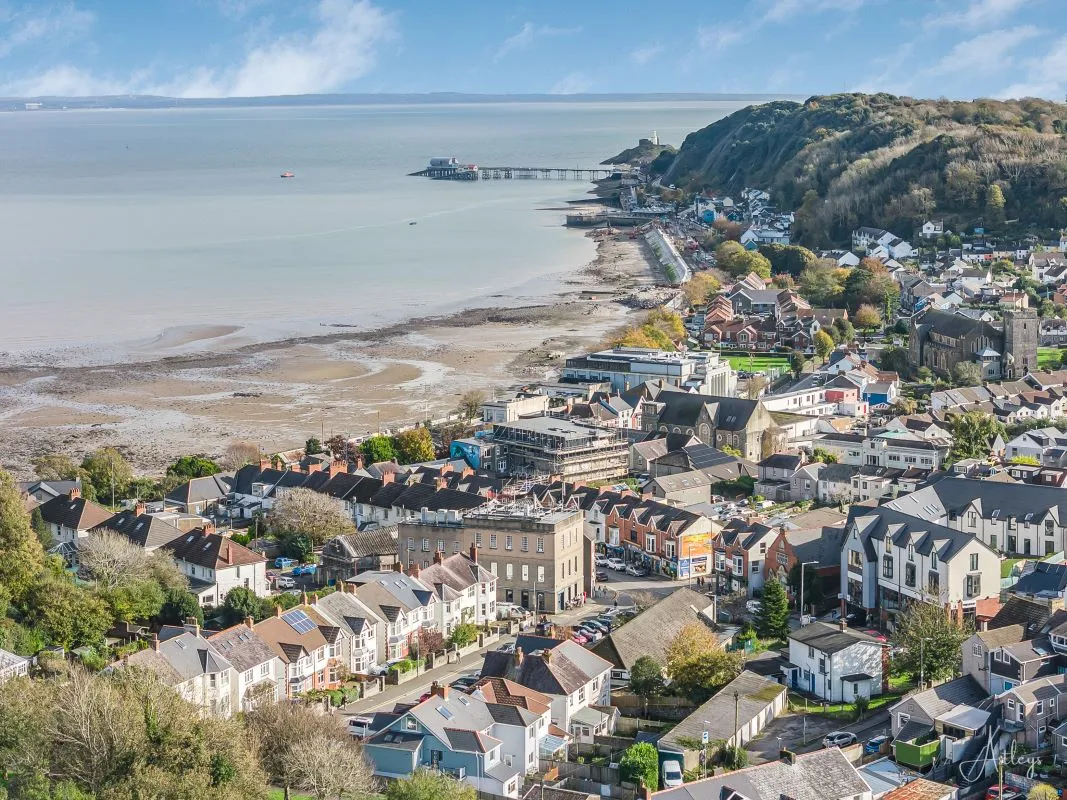 Castle Avenue, Mumbles, Swansea, West Glamorgan, SA3 4BA - Online Auctions
