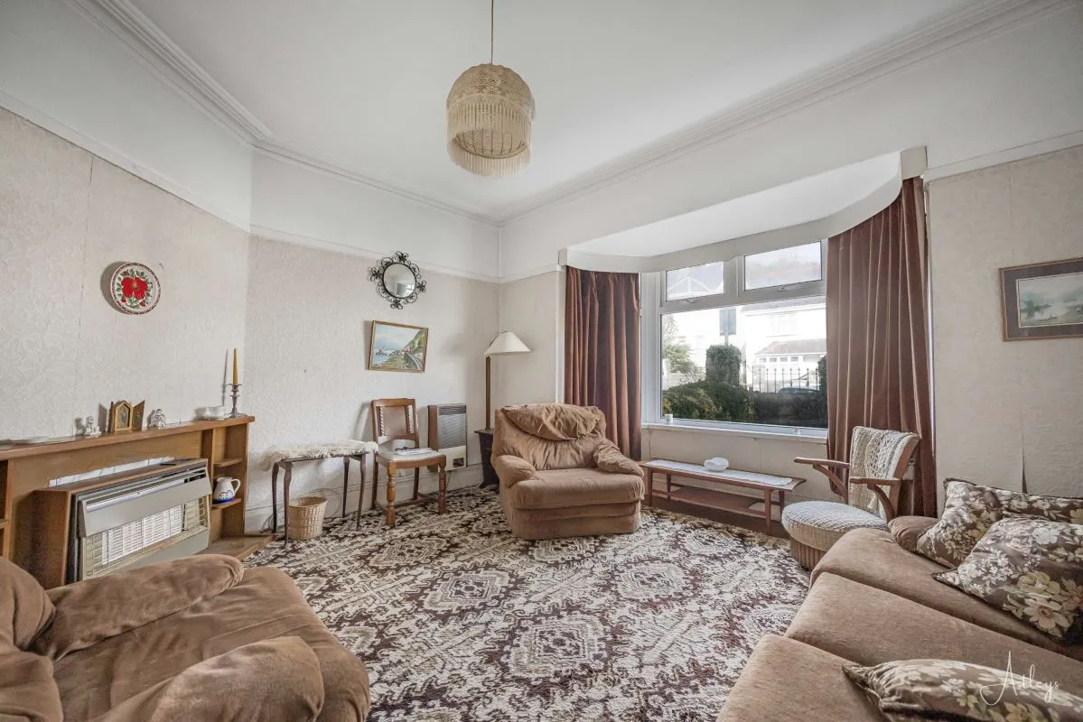 Castle Avenue, Mumbles, Swansea, West Glamorgan, SA3 4BA - Online Auctions