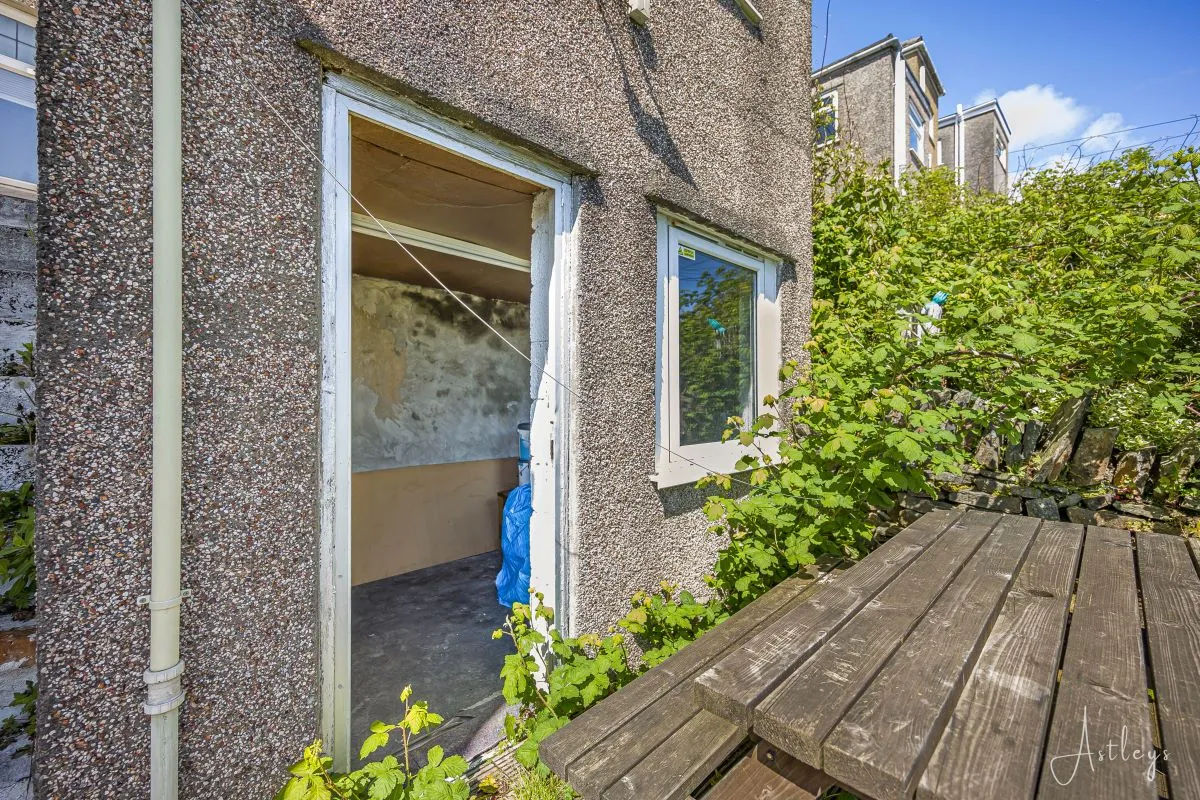 Hewson Street, Mount Pleasant, Swansea, West Glamorgan, SA1 6HS - Online Auctions
