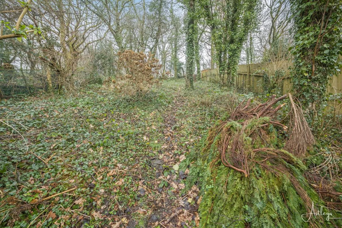 Penshannel, Neath Abbey, Neath, West Glamorgan, SA10 6PW - Online Auctions