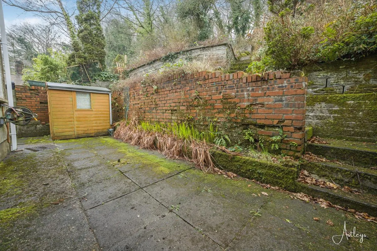 Penshannel, Neath Abbey, Neath, West Glamorgan, SA10 6PW - Online Auctions