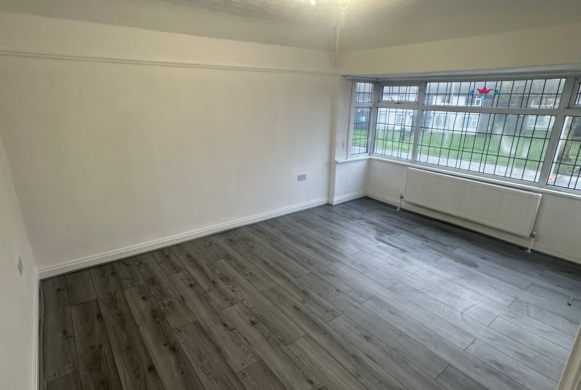 167 Radcliffe Rd, Bury, BL9 9LN – Auction Agent Land and Property Auction House UK