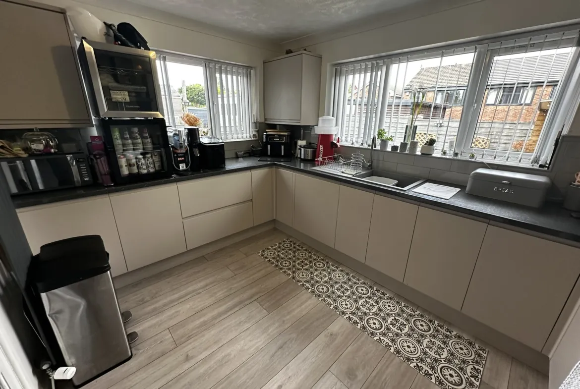 302 Brandlesholme Road, Bury, BL8 1ER | Auction Agent Land and Property Auction House UK
