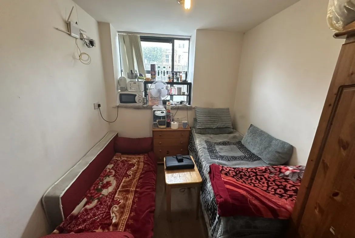 Flat 16, Grattan House Sunbridge Road BD1 2PF | Auction Agent Land and Property Auction House UK