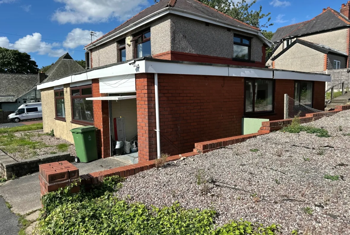 New Chapel Lane, Bolton, BL6 6QS | Auction Agent Land and Property Auction House UK