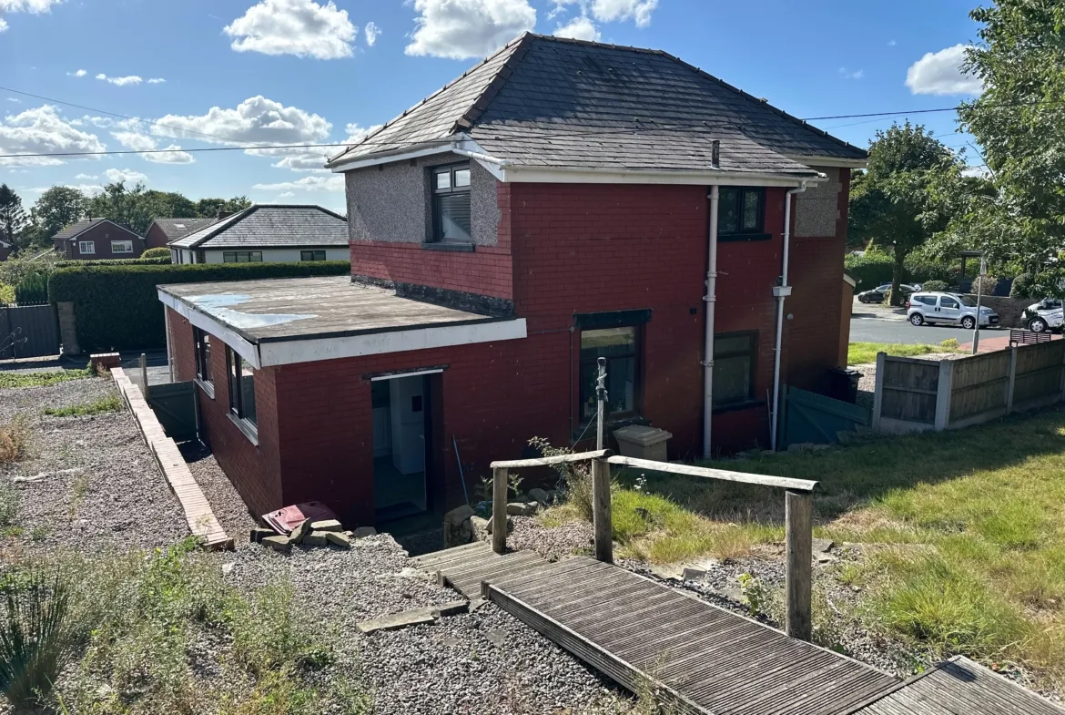 New Chapel Lane, Bolton, BL6 6QS | Auction Agent Land and Property Auction House UK