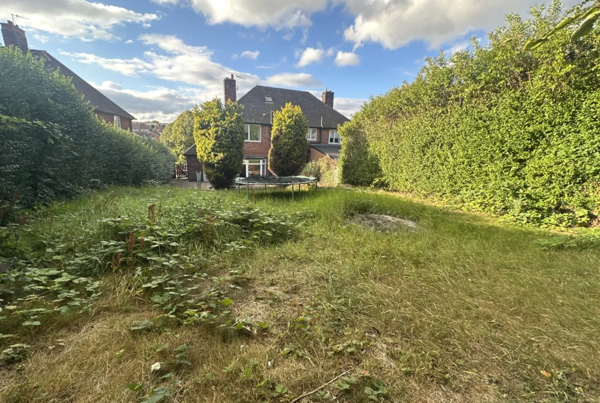 5 Coniston Road, Chesterfield S41 8JE | Auction Agent Land and Property Auction House UK