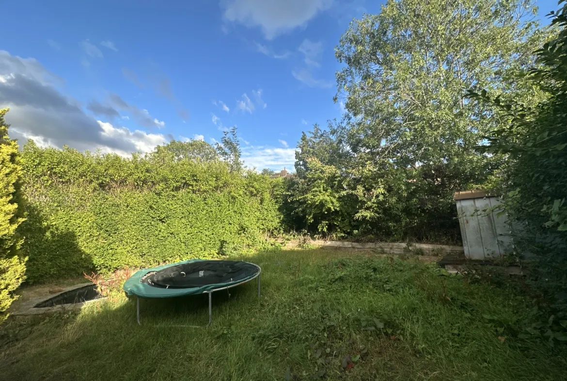 5 Coniston Road, Chesterfield S41 8JE | Auction Agent Land and Property Auction House UK