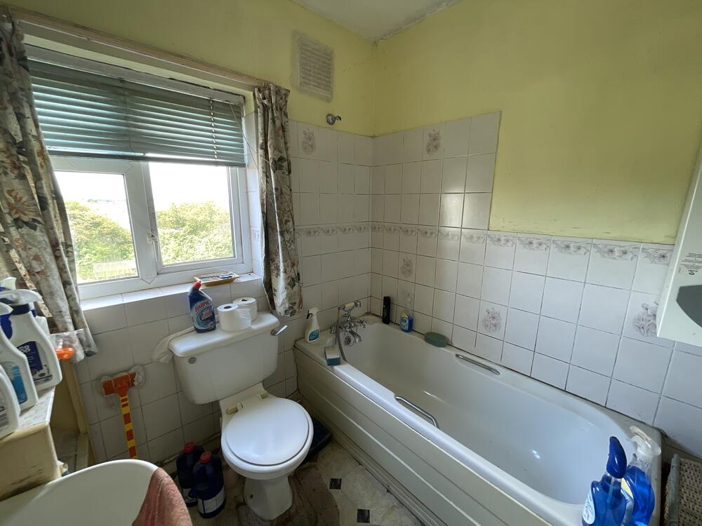 51 First Avenue, Walton on the Naze, Essex CO14 8JP