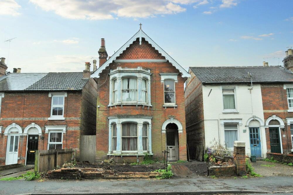 69, Greenstead Road, Colchester, Essex CO1 2SY