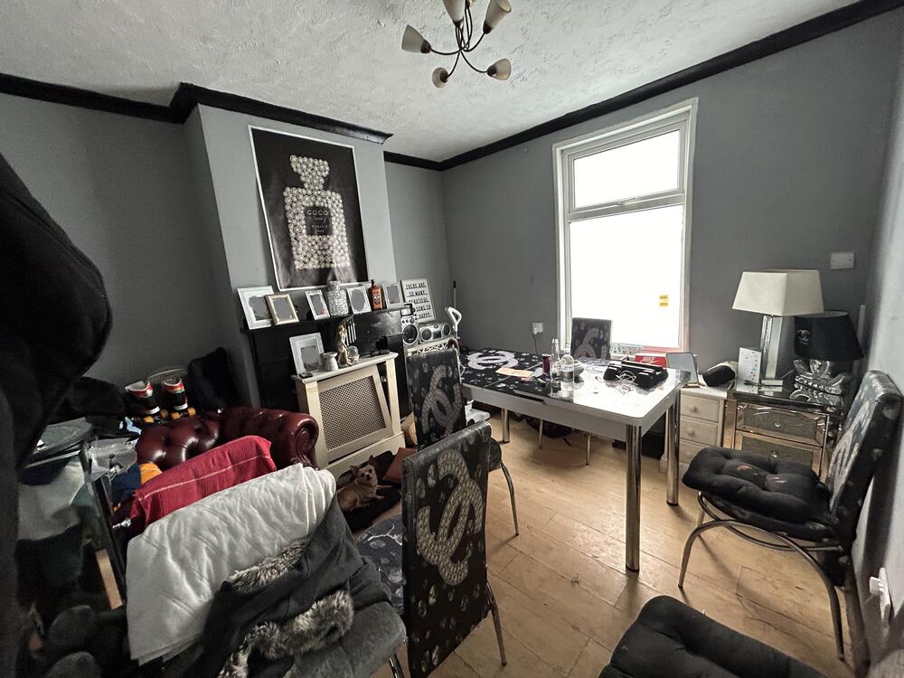 31, Skinner Street, Gillingham, Kent ME7 1HD