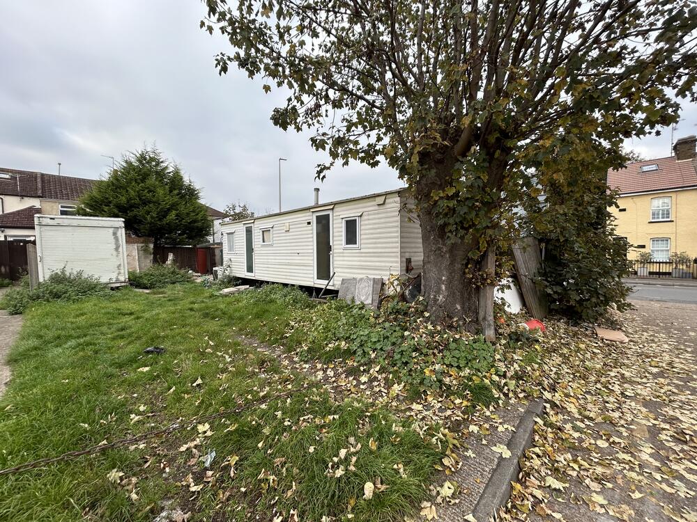31, Skinner Street, Gillingham, Kent ME7 1HD