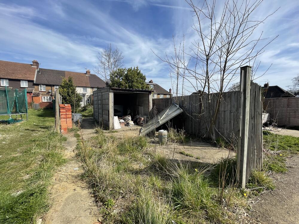 Land on the South Side of, 180 South Park Road, Maidstone, Kent ME15 7AJ