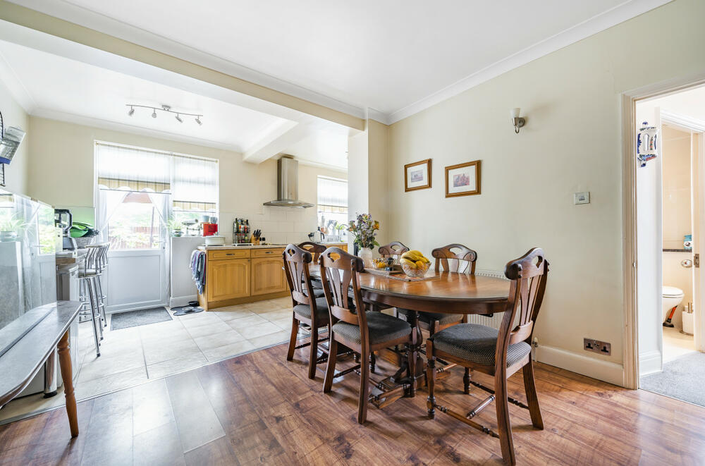 79, Marlborough Park Avenue, Sidcup, Kent DA15 9DY